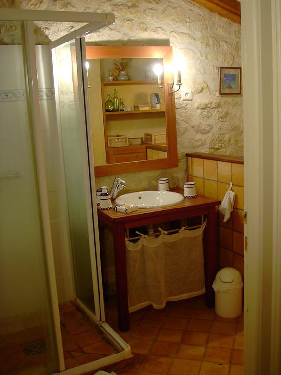 Hôtel Les Jardins Saint Leonard à Thairé Extérieur photo